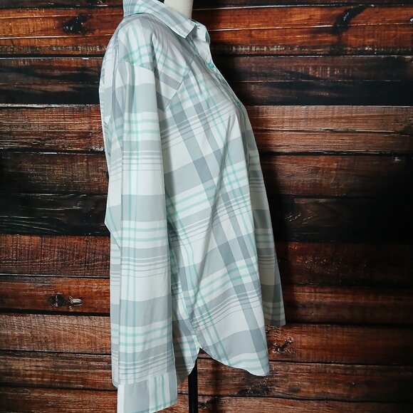 UA Under Armour Top Womens L High Tide Heatgear Active Shirt Plaid Button Front - Picture 7 of 9